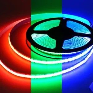 Δελτίο LED COB με 60000 ώρες ζωής DC12V/24V CRI90 320LEDs/m 110lm/W