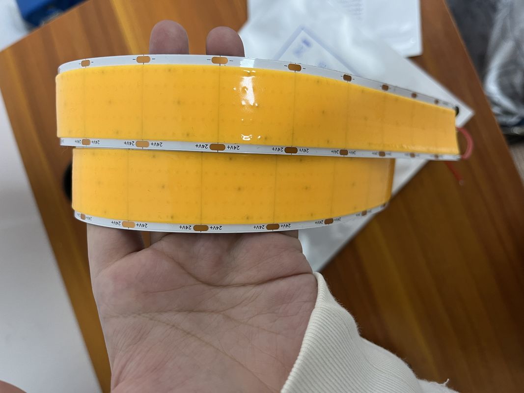 1600LEDs/m COB LED Strip Light για διακόσμηση τοπίου 30mm PCB 40W/m 0,05kg βάρος