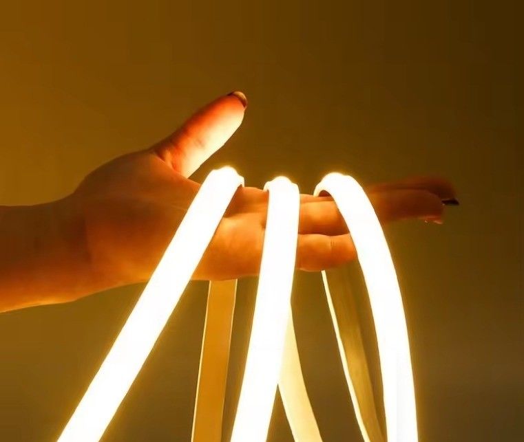 Υδατοασφαλής COB LED Strip Light 3000K 4000K 6500K 220V 110V Υποστήριξη Dimmer -45 50 Εργασιακή θερμοκρασία