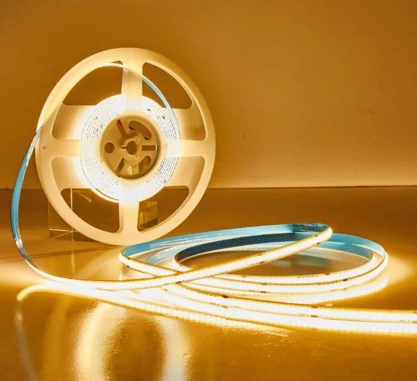 Εξοικονόμηση ενέργειας IP20 COB LED Strip Light 8mm PCB 300τσίπς ανά μέτρο με 800lm φωτεινή ροή